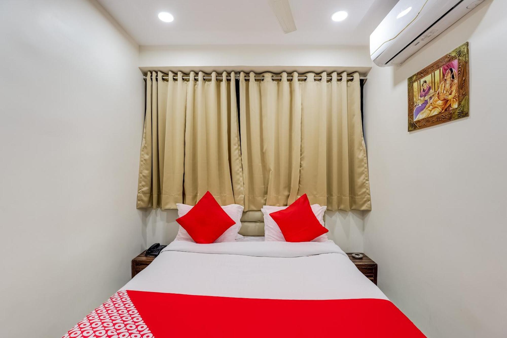 Collection O Hotel Alice Ahmedabad Exterior foto