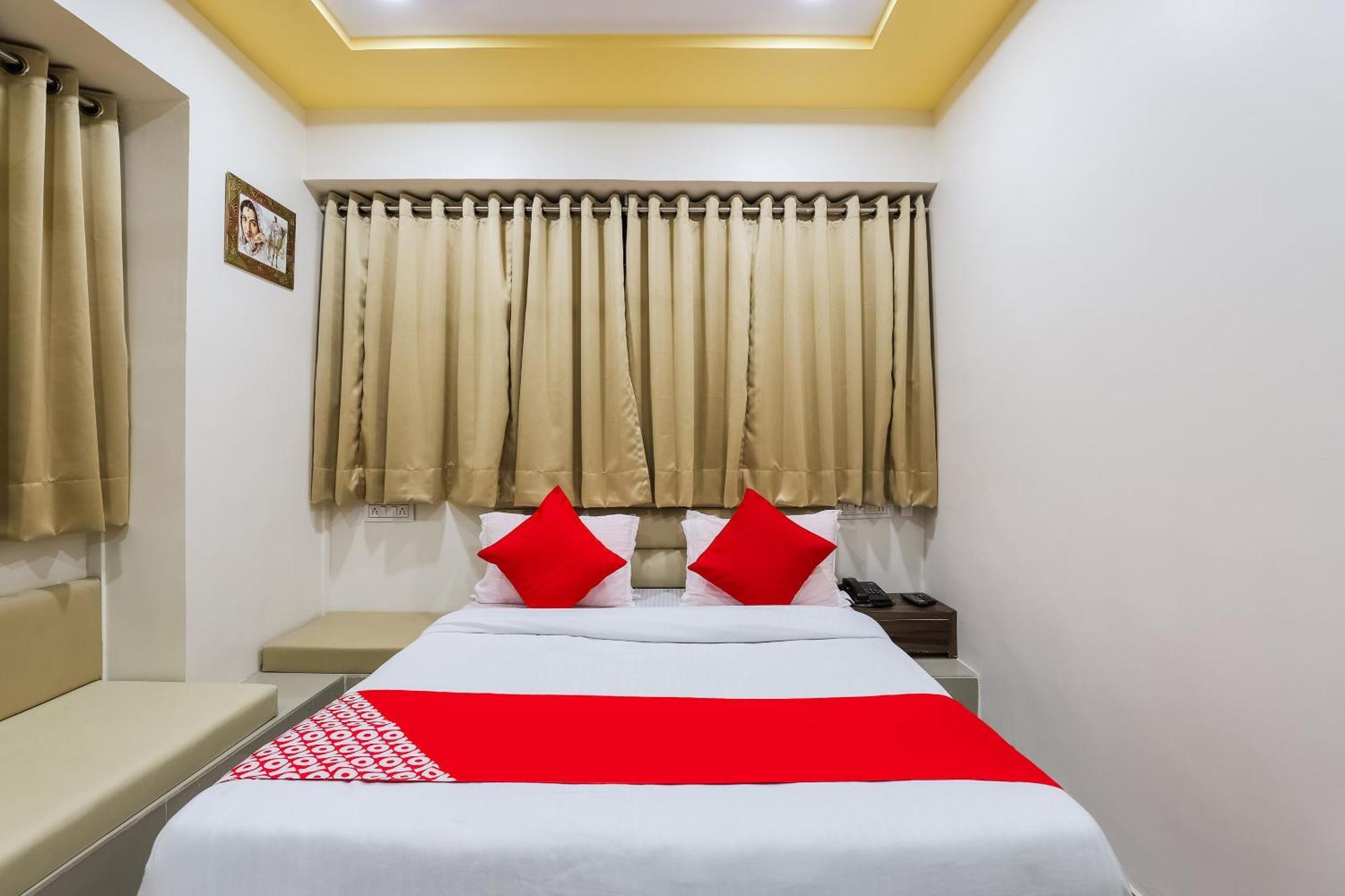 Collection O Hotel Alice Ahmedabad Exterior foto